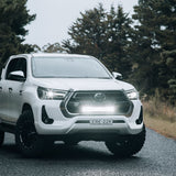 TRAILBAIT N80 Hilux Behind-Grille Light Bar