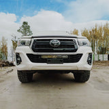 TRAILBAIT N80 Hilux Behind-Grille Light Bar